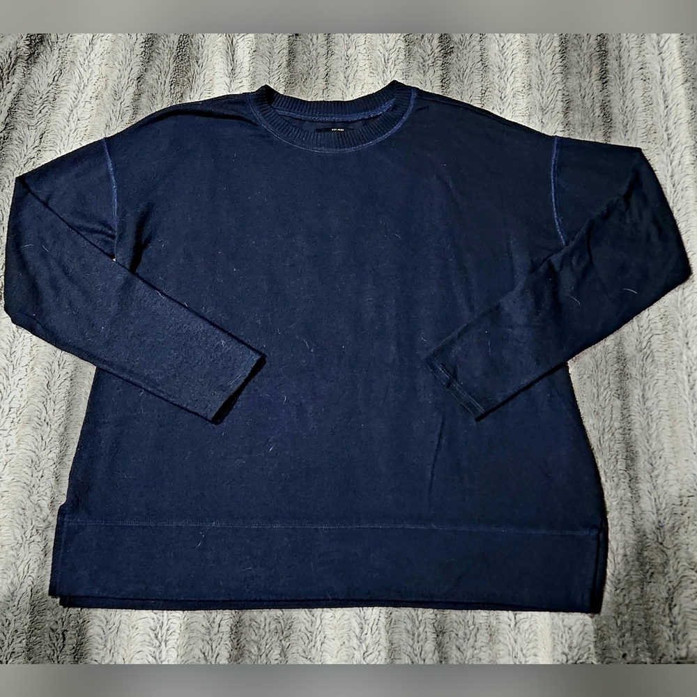 Women’s Navy Blue Lucky Brand Sweater Size Small